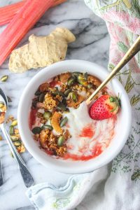 Rhubarb Ginger Yogurt topped with a maple and ginger nut topping | Gluten Free & Low FODMAP Breakfast ideas