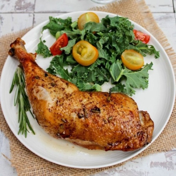 Balsamic Glazed Chicken Legs | Low Fodmap and Paleo |asaucykitchen.com