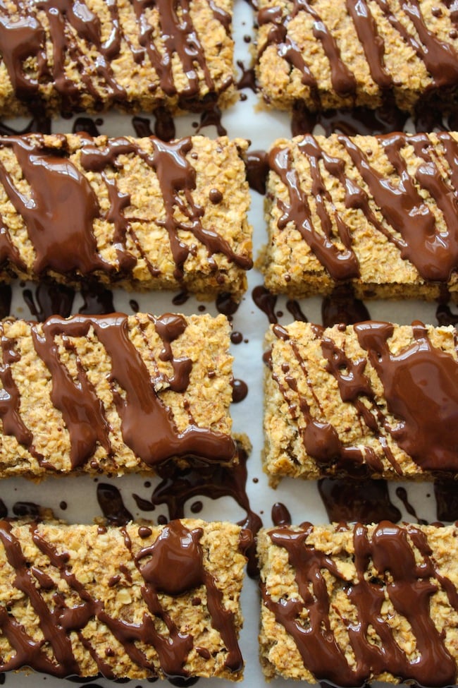 Banana and Date Granola Bars::Gluten Free & Vegan | www.asaucykitchen.com