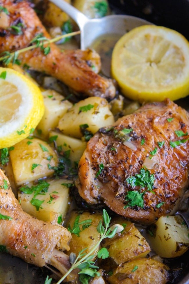 Crispy Skillet Chicken In White Wine Sauce