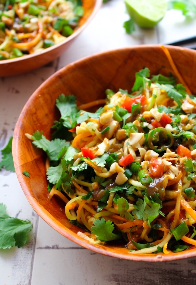 Veggie Pad Thai Salad and Peanut Dressing | www.asaucykitchen.com