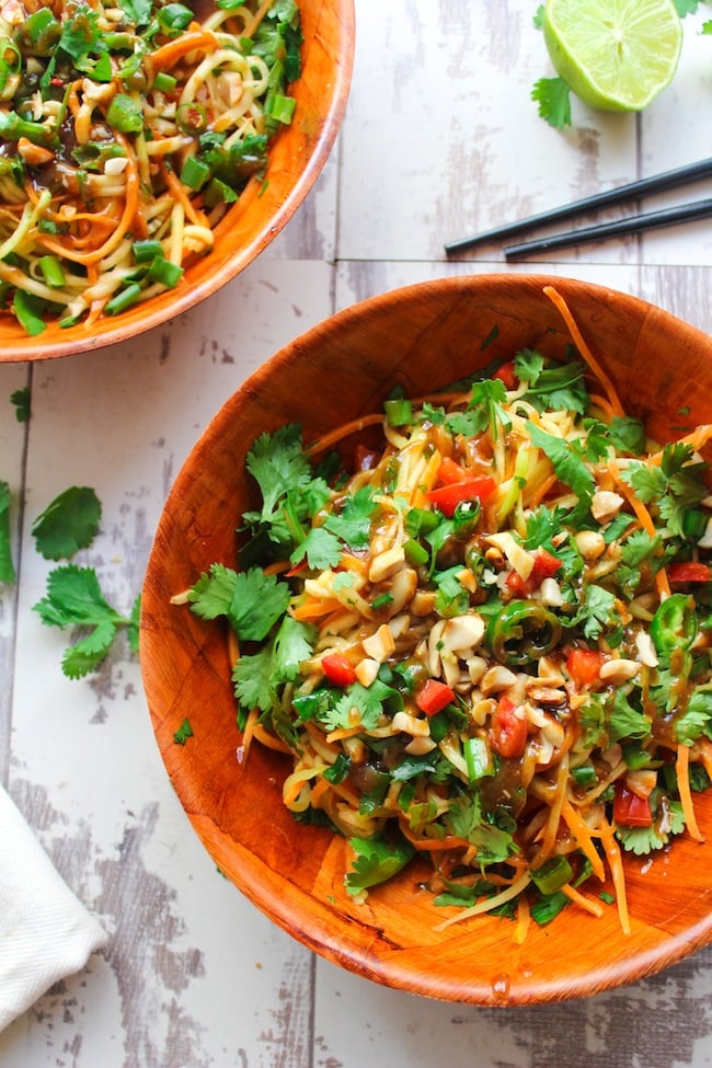 Veggie Pad Thai Salad and Peanut Dressing | www.asaucykitchen.com