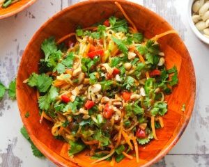 Veggetti Zucchini Spiralizer Recipe – Peanutty Vegan Pad Thai Salad