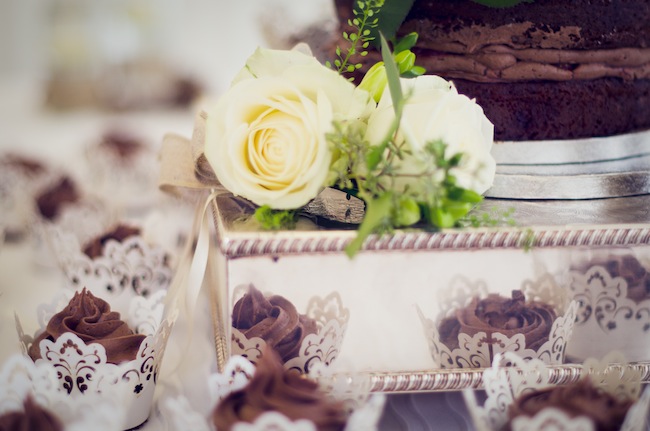 Wedding Cupakes::Gluten Free Chocolate Cake | asaucykithen.com