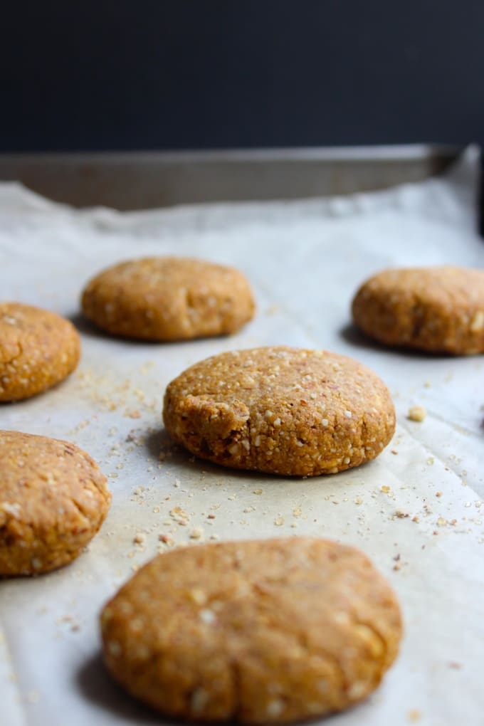 Grain Free Ginger Cookies | www.asaucykitchen.com