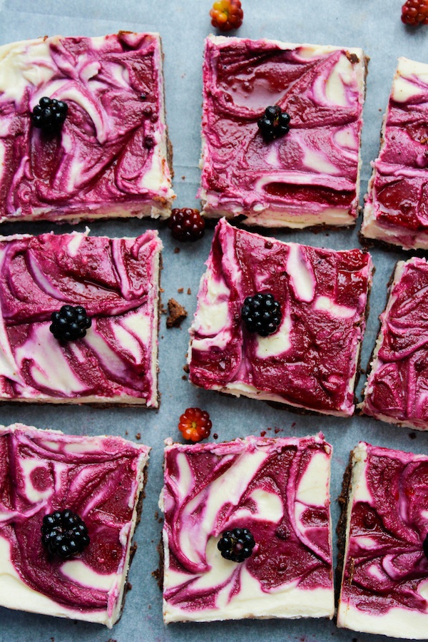 8 Raw Blackberry Cheesecake slices topped with fresh blackberries