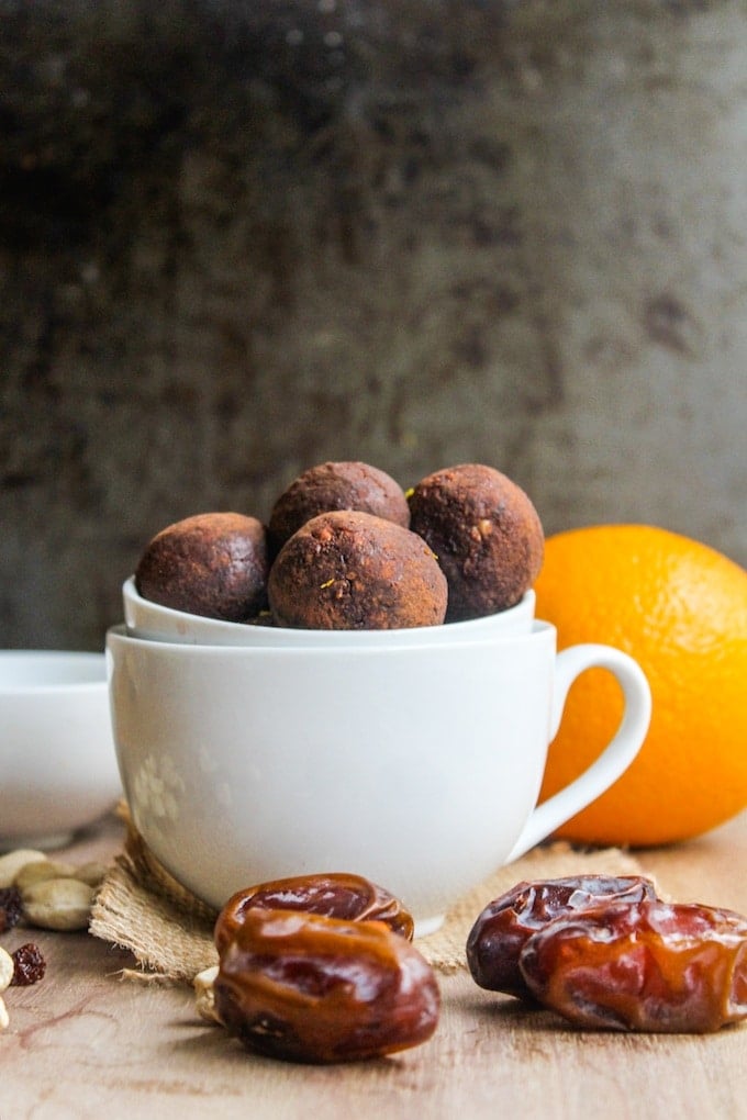 Homemade chocolate orange nakd bites made with just five ingredients – dates, raisins, cashews, cocoa, and a touch of orange zest. 