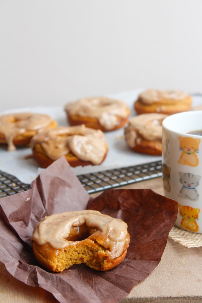 Baked paleo pumpkin spice donuts with a cashew cream maple frosting - in case you need a little motivation to get up in the morning! 