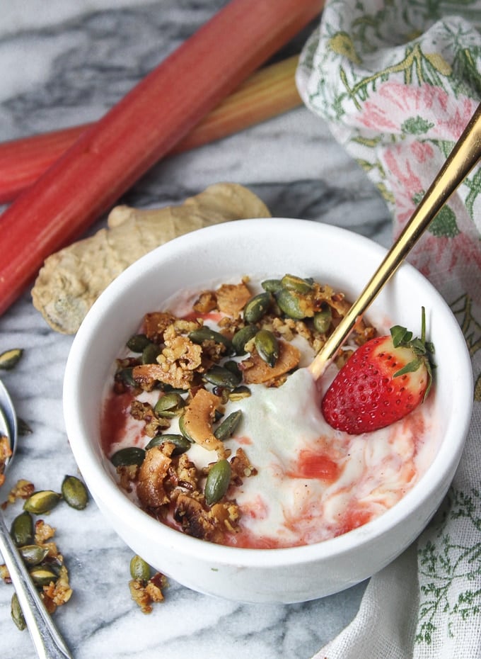 Rhubarb Ginger Yogurt topped with a maple and ginger nut topping | Gluten Free & Low FODMAP Breakfast ideas