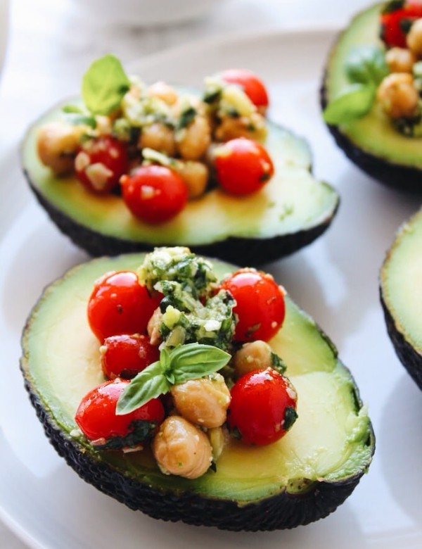 Pesto Tomato & Chickpea Stuffed Tomatoes