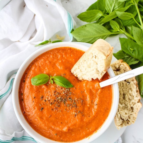 Creamy Roasted Tomato Soup | gluten free + vegan + paleo