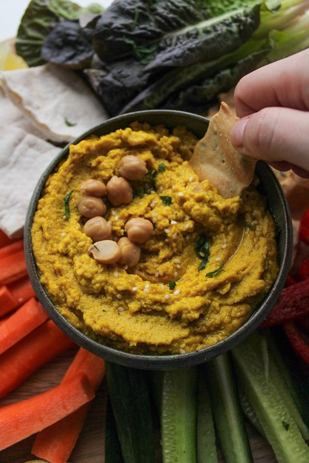 Ginger & Turmeric Hummus - a classic dip with a healthy twist | Gluten Free + Vegan 