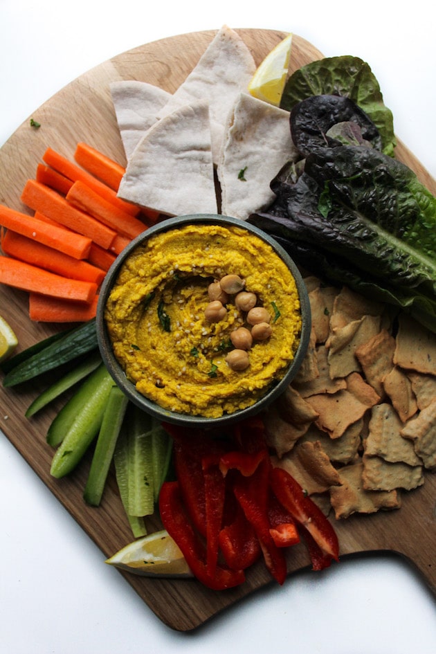 Ginger & Turmeric Hummus - a classic dip with a healthy twist | Gluten Free + Vegan 