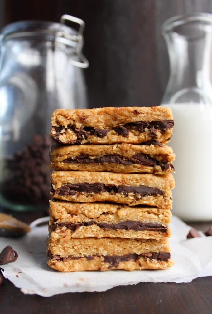 Peanut Butter Chocolate Oat Bars | 4 ingredient + no bake | Gluten Free + Vegan Option