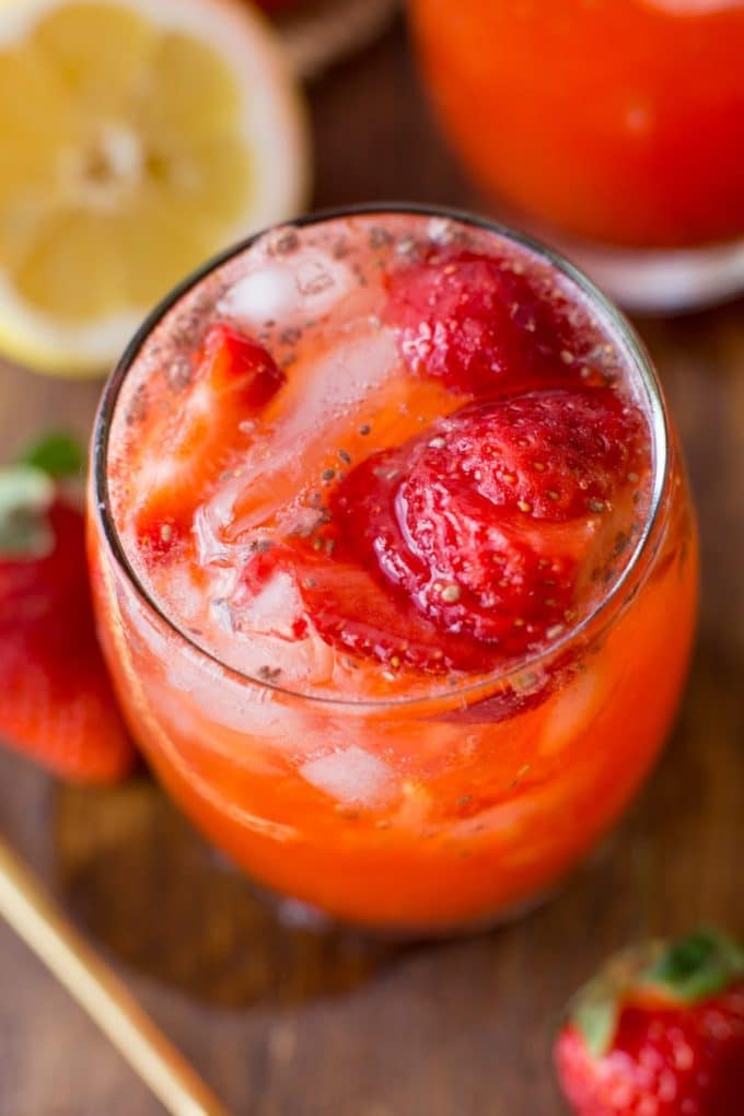 strawberry lemonade in a glass with chia seeds