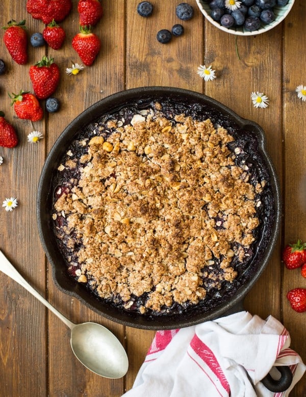 Peanut Butter Berry Crumble