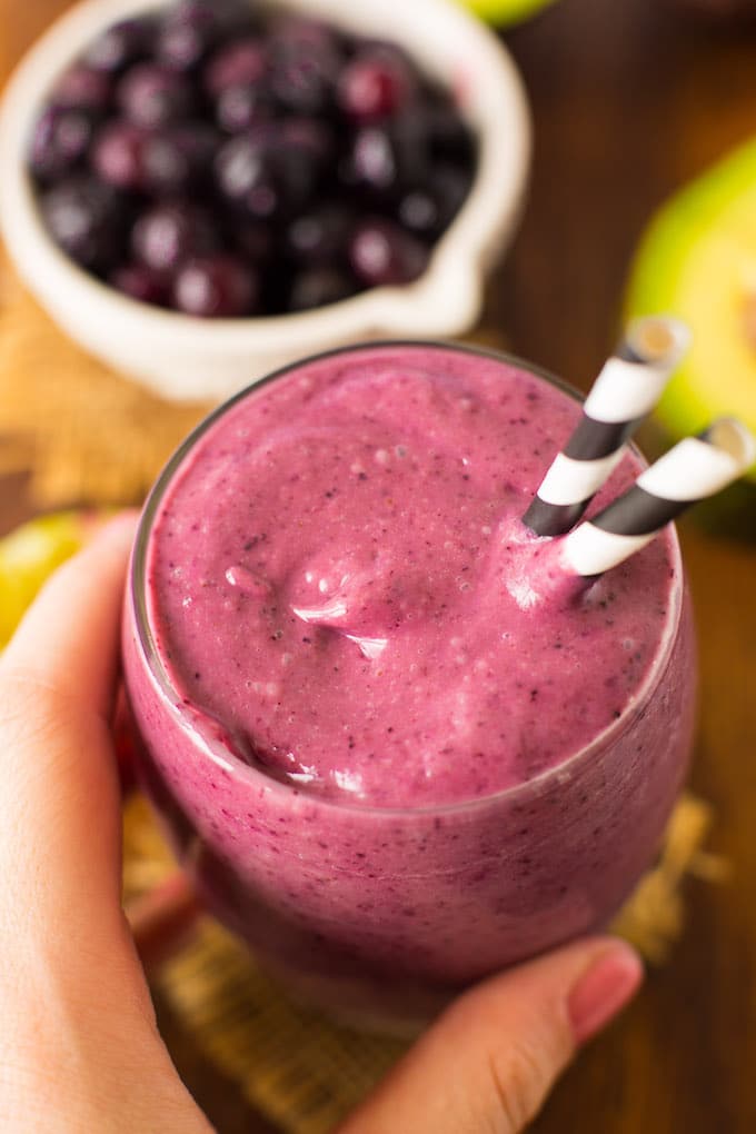 5 ingredient Blueberry Lime Smoothie - thick creamy & filling! | Paleo + Vegan