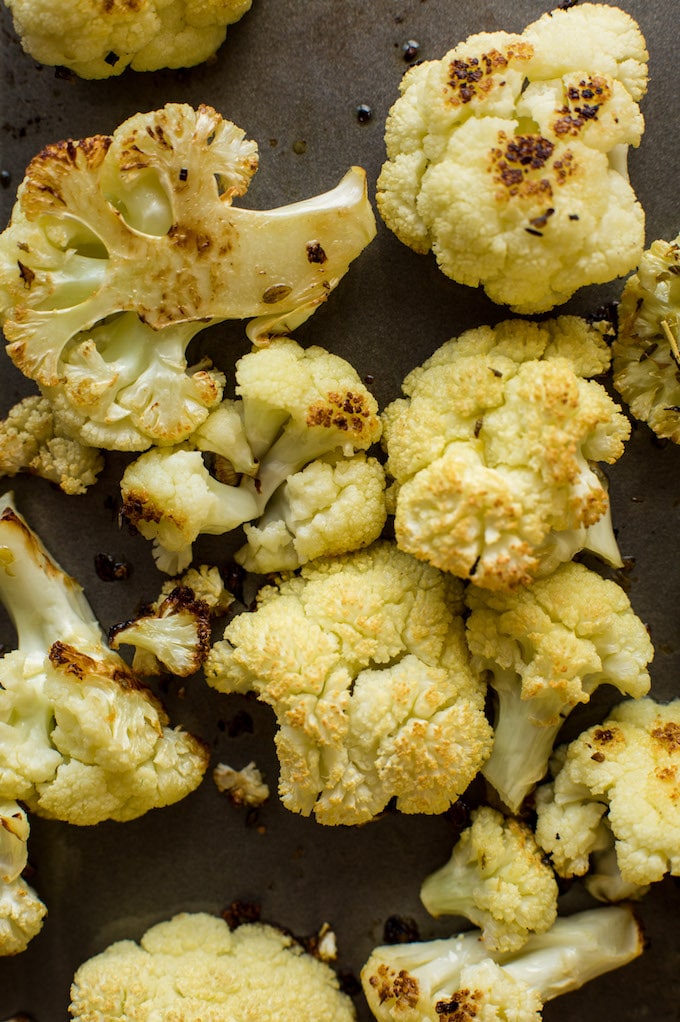 Low carb Cauliflower Pizza Dip - roasted cauliflower blended together with a few herbs & spices | Grain Free + Gluten Free + Dairy Free Option