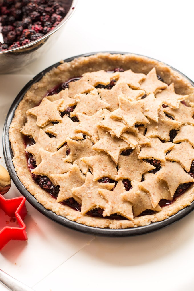 Grain Free Blackberry Pie made with an easy almond flour crust and filled with a lightly sweetened berry filling | Gluten Free + 10 ingredients 