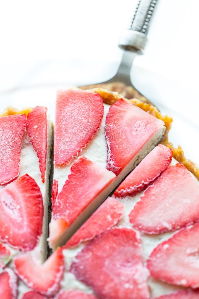 Strawberry Vanilla Vegan Cheesecake slice #glutenfree #vegan