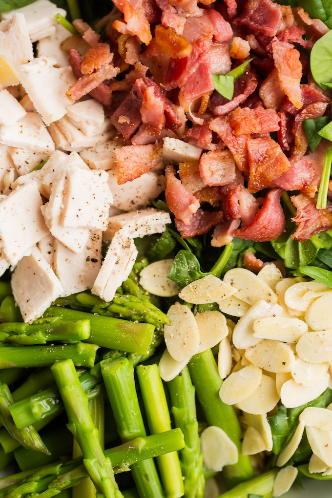 Chicken Bacon Spinach and Asparagus Salad with flaked almonds - up close 