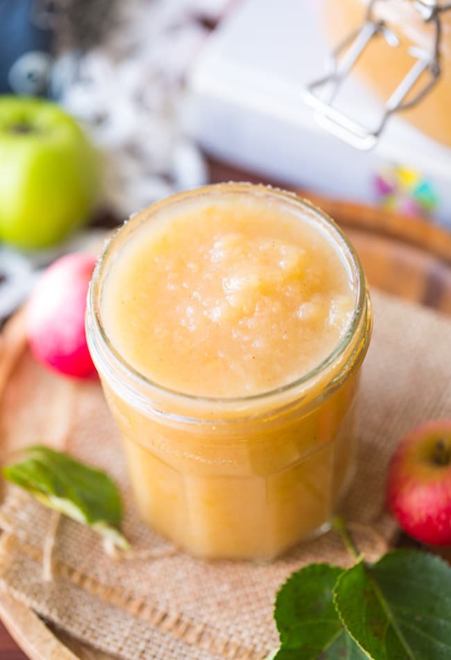 Instant Pot Applesauce in a jar