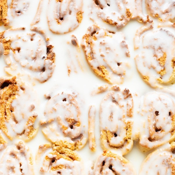 gluten free cinnamon rolls with icing