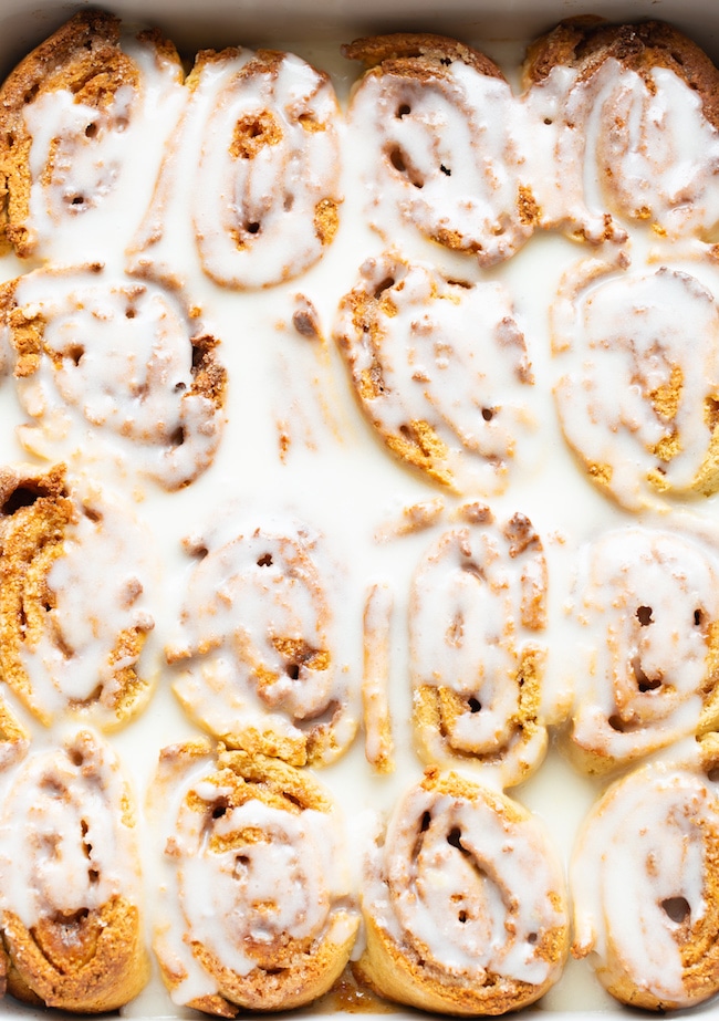 gluten free cinnamon rolls with icing