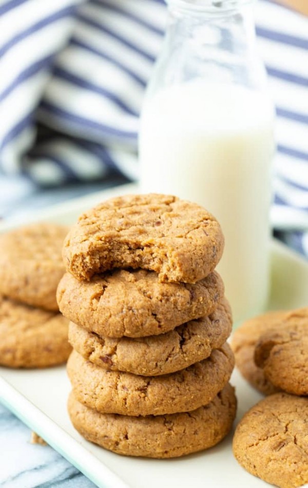 Gluten Free Vegan Peanut Butter Cookies A Saucy Kitchen