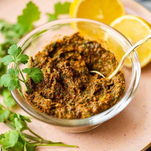 Chermoula-Paste in a small glass bowl