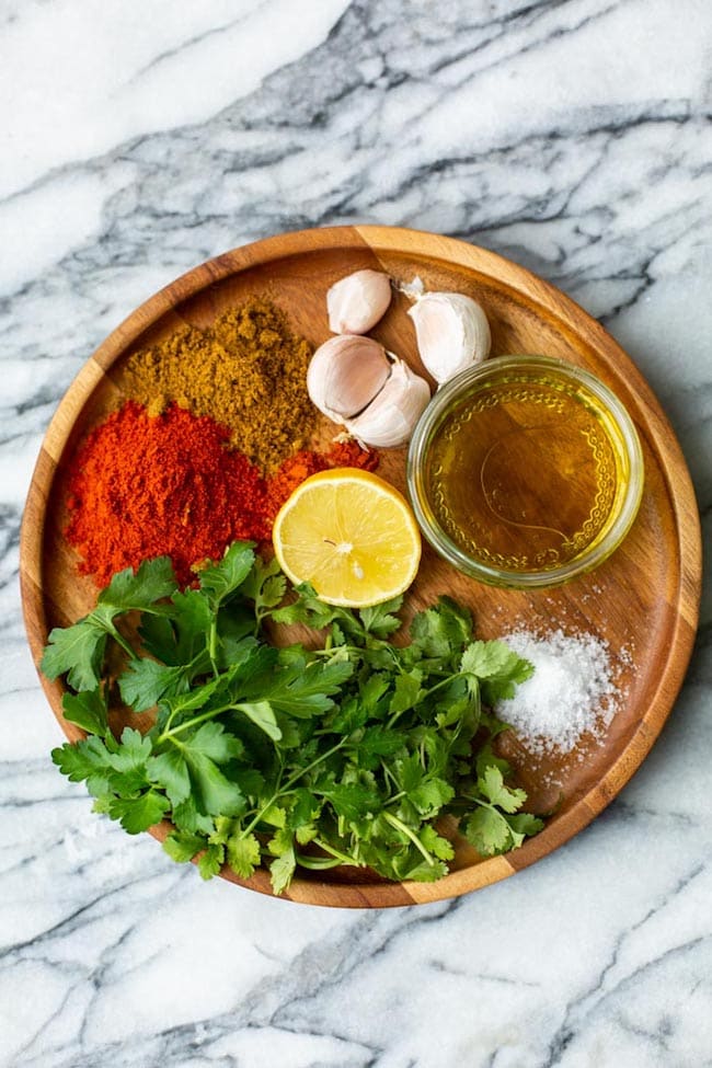 Chermoula-Paste ingredients on a plate