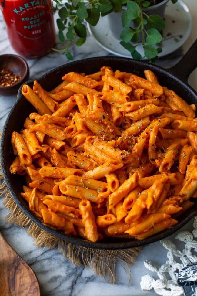  Roasted Red Pepper Pasta in a cast iron skillet