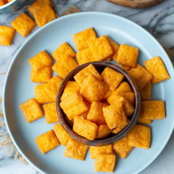 gluten free crackers piled in a small bowl