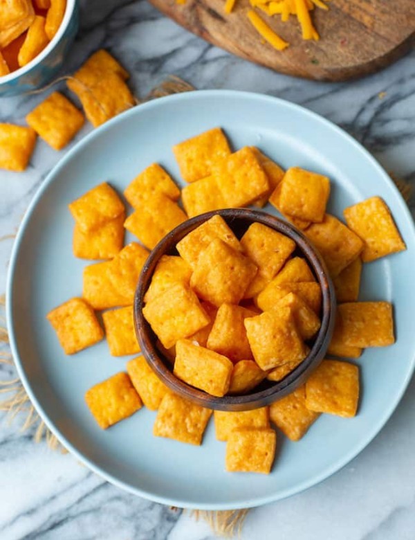 gluten free crackers piled in a small bowl