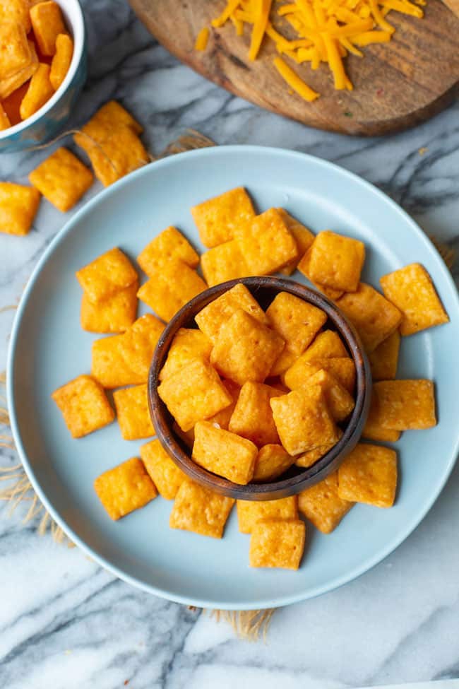 Cheesy Gluten Free Crackers on a plate