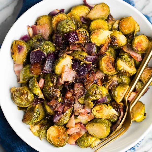 Roasted Maple Bacon Brussels Sprouts in a serving bowl