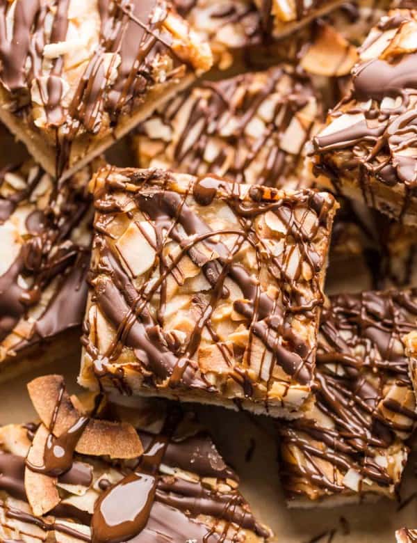 Healthier-No-Bake-Samoas-Cookie-Bars up close