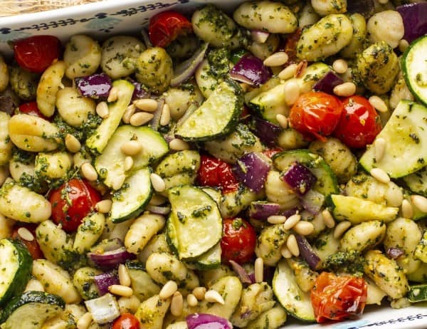 Pesto Roasted Gnocchi and Veggies thumbnail