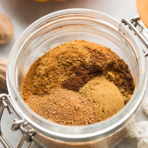 unmixed Pumpkin Pie Spice mix in a small jar