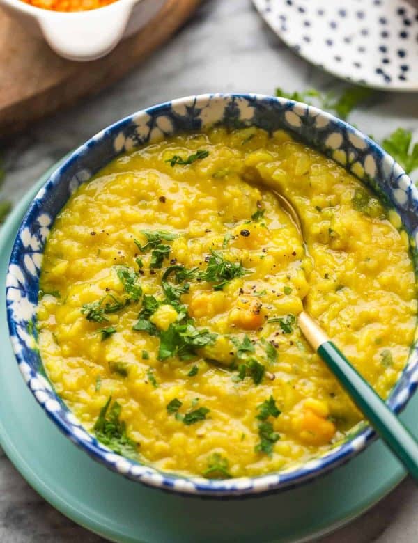 lebanese lentil soup topped with fresh parsley