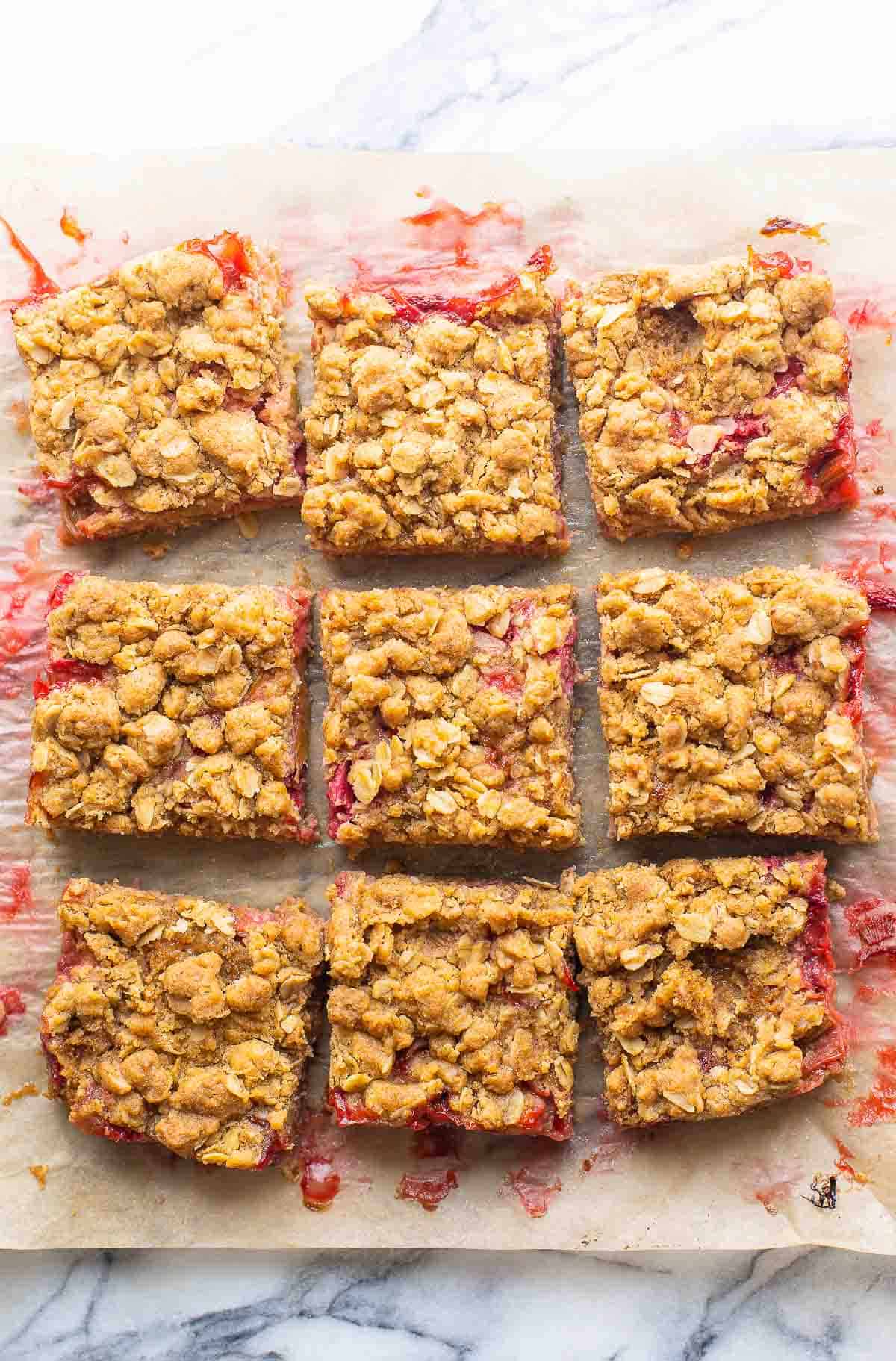 Strawberry rhubarb crumble bars on a plate