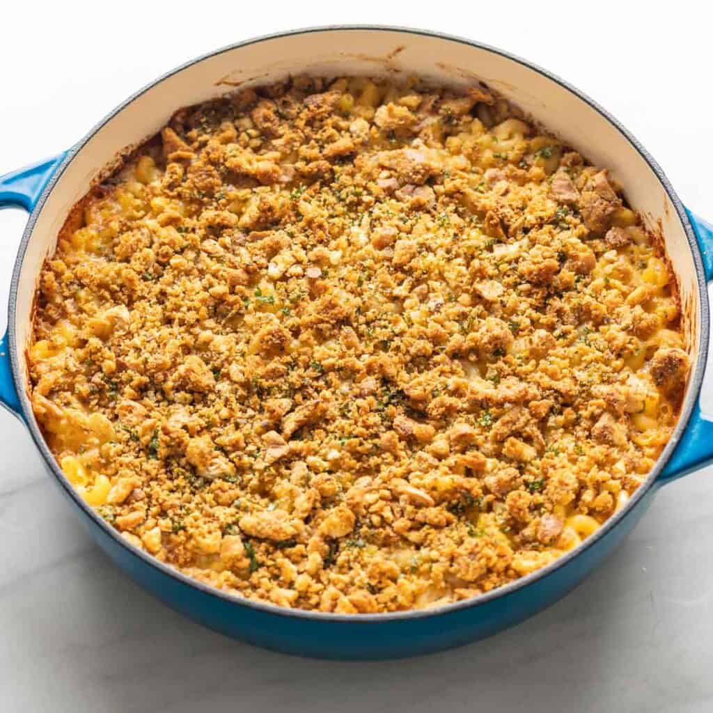 baked caramelized onion bacon mac and cheese
